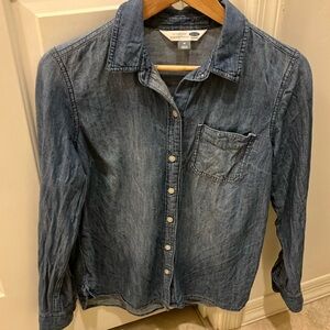 Old Navy Classic Jean Button Down Shirt.